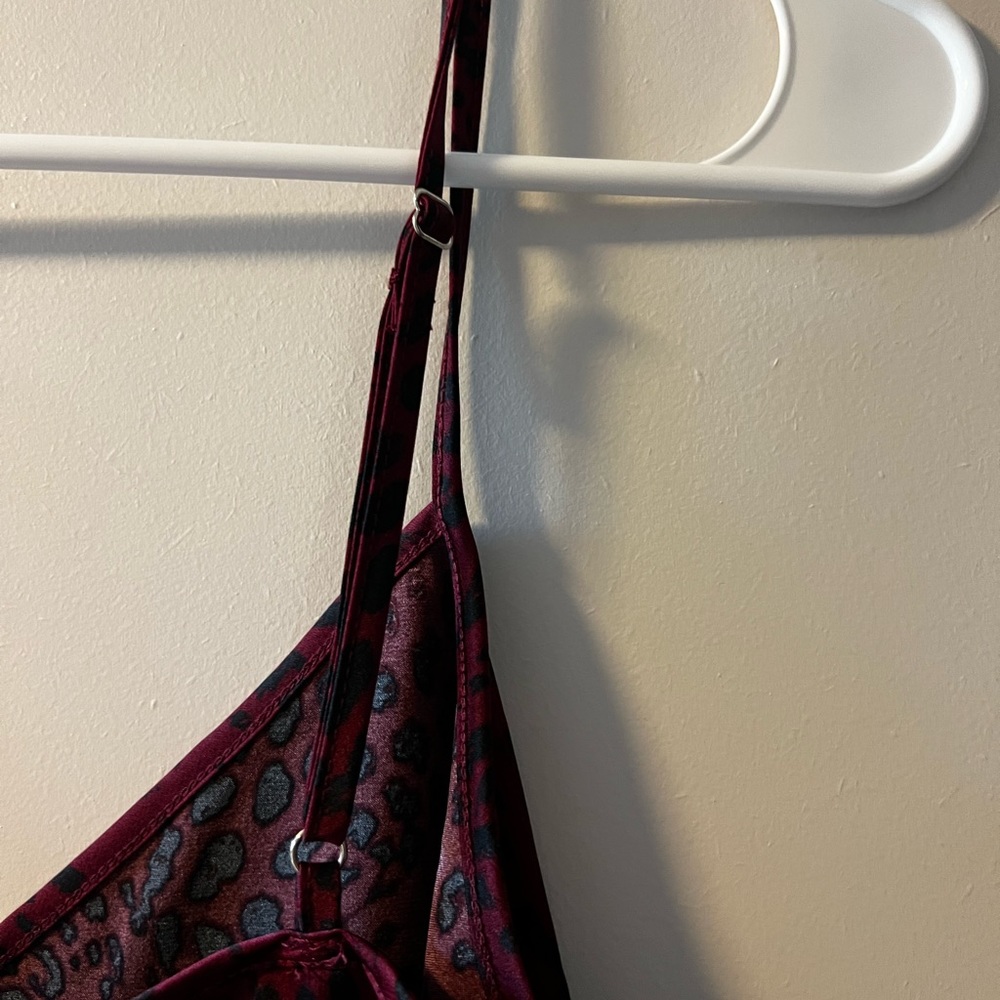 Top - Picture 5 of 6